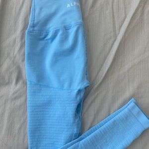 Alphalete leggings 💙